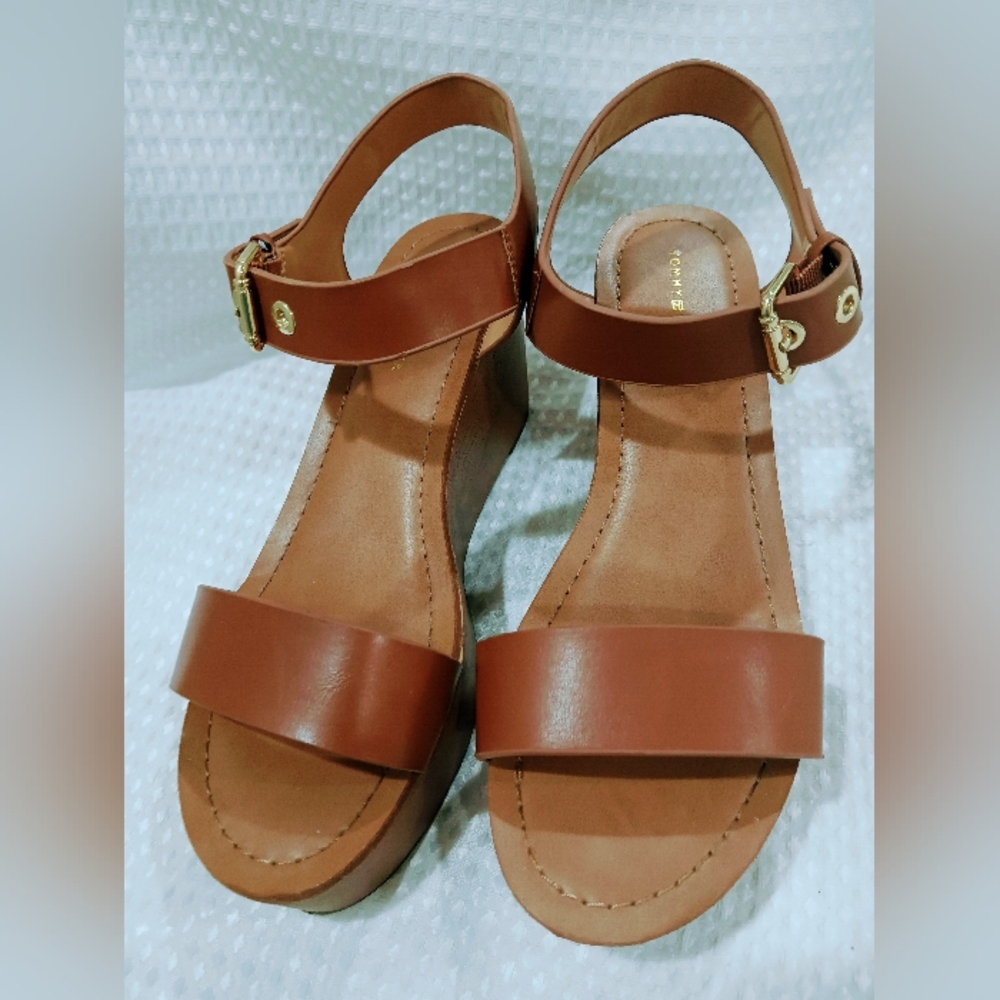 Tommy Hilfiger sandals